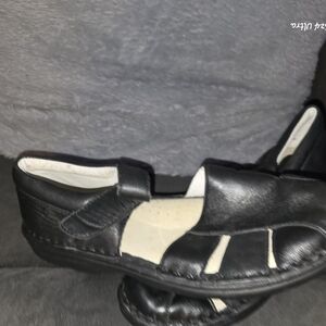 Propet Black Leather Men's Sandals